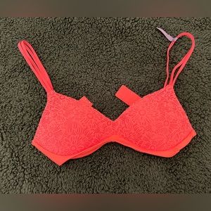 Aerie real sunnie wireless push-up